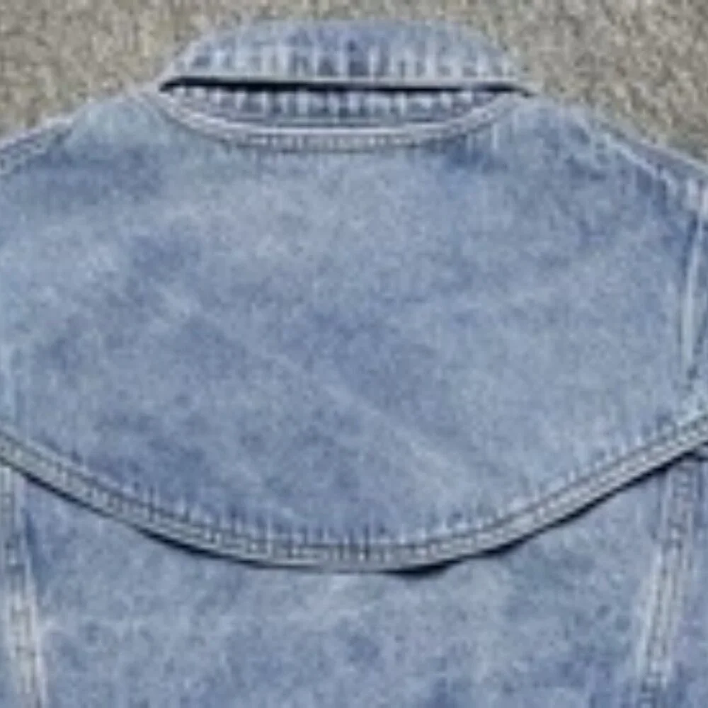 Bold Bib Collar Blue Jean Jacket – Trendy Cropped Cut - Picture 12 of 15